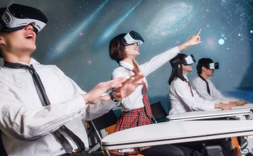 怎么救赎KTV教学的王老师?或许该让VR教育走向普及!