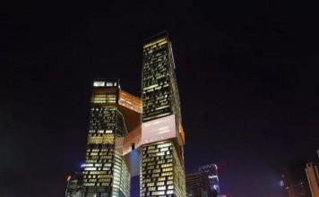 财报喜人却仍被诟病,腾讯的“国际化”为什么那样难?