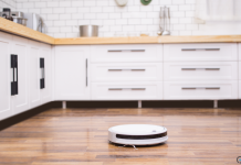 1598元!小米生态链企业发布新款扫地机器人:路径规划+扫拖一体