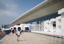 马云、李彦宏重庆智博会上打假,18万平方米展区打造智慧生活场景