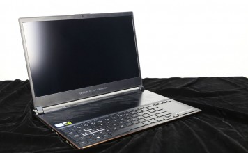 【零镜评测】ROG 冰刃3,也许能满足你对游戏本的所有期待