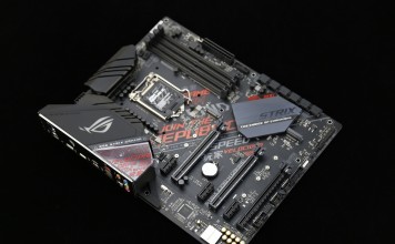 【零镜评测】轻松跑到5GHz,不超频真的对不起ROG STRIX Z390-H电竞主板!