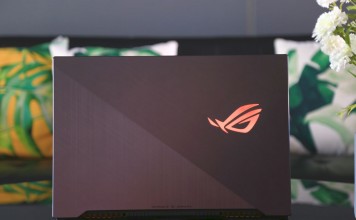 零镜评测:三面窄边框的大屏游戏本,16999元ROG枪神2S Plus深度体验