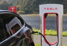 一小时384元,特斯拉超级充电桩超时占用费再引争议!