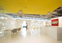 加速推进数字化战略,乐高集团选择亚马逊云科技为首选云服务供应商