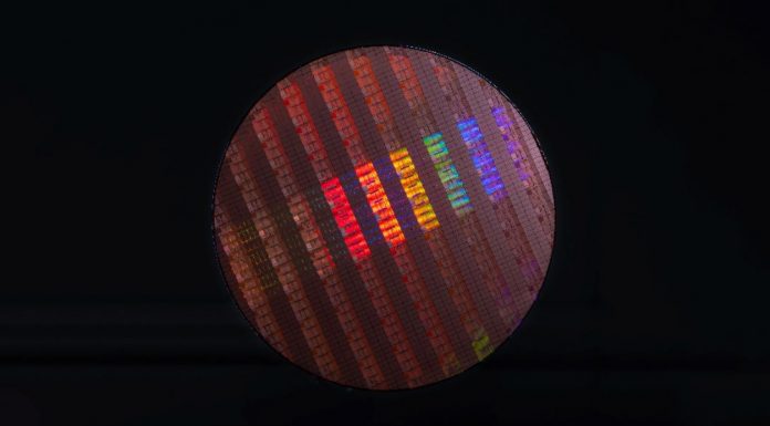英特尔制程双线推进:Intel 18A良率稳步爬坡,Intel 14A目标2029年量产